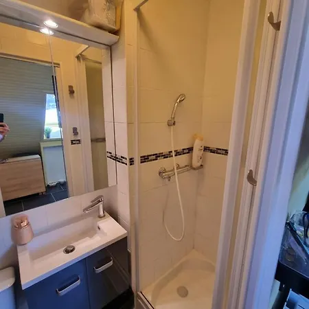 Au Pied Des Pistes *