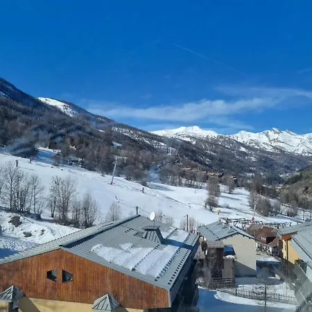 Апартаменты Au Pied Des Pistes Ла-Фу